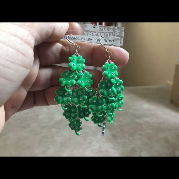 Jewelry - St. Patrick's day earrings
